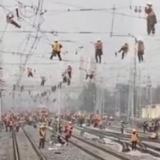 这波操作太震撼了，不愧是“基建狂魔”！