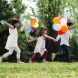 三孩政策支持措施从何入手？要重视促进女性发展问题