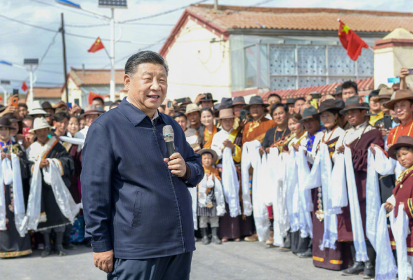 习近平：我们都是一家人，都是兄弟姐妹，我们的明天会更好