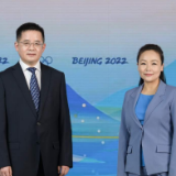 北京冬奥组委新闻发言人亮相