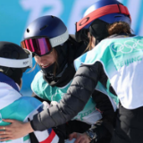 热评冬奥丨奥林匹克 这些瞬间比金牌更让人铭记