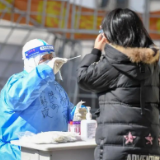 奥密克戎变异株的危害性到底如何？专家作出回应！