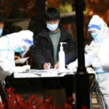 上海方舱医院志愿者实录：战斗的姿态是“拼搏”
