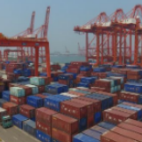 联合国贸发会议报告显示：全球贸易萎缩 中国“一枝独秀”
