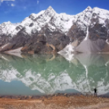 四五月的川藏线④丨在零下五度的高原 看到传说中的天镜