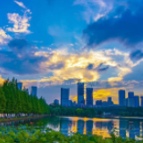 台风“鹦鹉”来袭前后 长沙天空真的美爆了