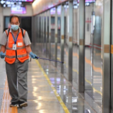 新华网丨长沙地铁加强防疫 保障乘客安全出行
