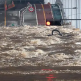 韩国首都圈暴雨死亡人数升至11人