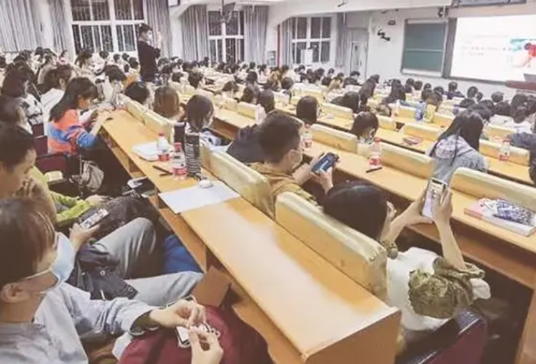 教师风采丨张双：不负芳华循初心，做好学生引路人