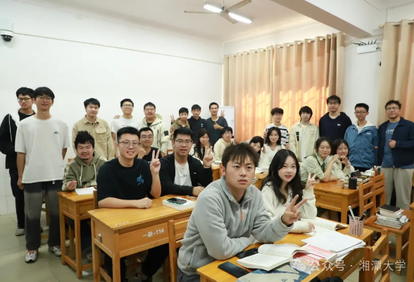 湘潭大学这个“神仙”班级，100％保研！