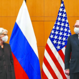 俄方：正考虑降级俄美关系