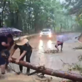 音乐片《我就是你》:谨以此片献给所有奋战在抗洪救灾一线的人们