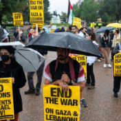 美国多地举行抗议 要求对以色列实施武器禁运