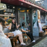 推广青年驿站、鼓励青春小店 15部门提出18项举措深化青年发展型城市建设