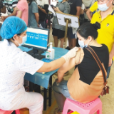 家门口接种加强针,方便!