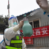 新华全媒+丨退役军人志愿突击队的战疫“冲锋号”