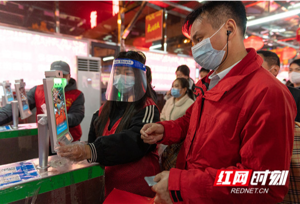 短途客流将攀升 衡阳火车站增开3趟“拜年临客”