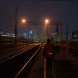 【新春走基层】时速8公里的“蜗牛”动车司机