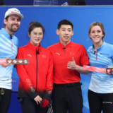 外国运动员花式晒出“冬奥朋友圈”，老有爱了