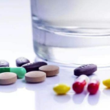 两会1+1丨履职五年的政协委员们