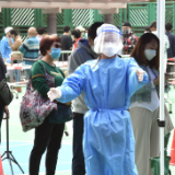 社会各界持续助力香港抗疫