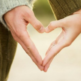 直面急难险重，党员医护人员站出来