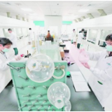 【奋进新征程 建功新时代·伟大变革】药品医疗器械审评审批制度改革：人民健康有需要 审评改革不停步