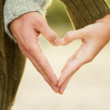 崇明4对新人“520”登记结婚，全区政务服务窗口今起全部开放