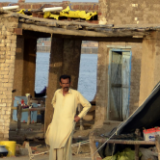 巴基斯坦洪灾遇难者逾千包括348名儿童，灾害影响仍未完全显现