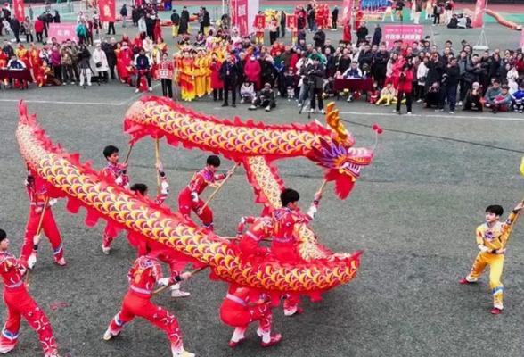 全省潇湘舞龙大会在洪江区举行