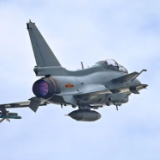 现场感拉满！东部战区空军航空兵飞行训练高清大图来了