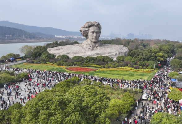 春节假期，湖南累计接待游客5395.51万人次