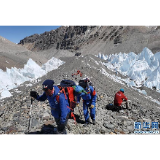 2020珠峰高程测量登山队抵达海拔6500米的前进营地