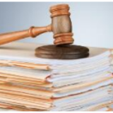 男子刺伤5名围殴者被判刑,“围殴者”获撤诉未认定聚众斗殴