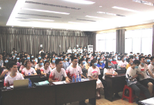“领路计划”走进湘西，助贫困地区高考生圆“大学梦”