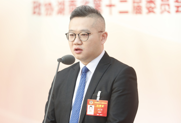 直击“委员通道”丨罗订坤：在大战大考面前体现责任与担当