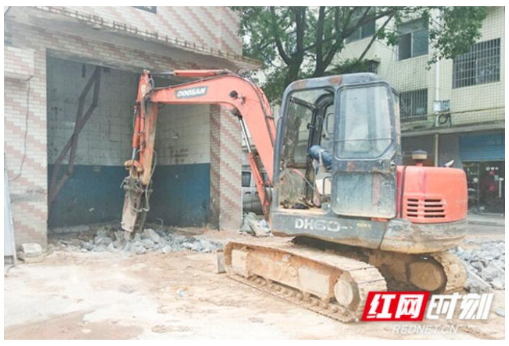 “学史力行” 开福区新安寺社区为群众办实事