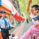 坚守岗位 奋战一线