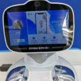 瓣瓣同心·携手共进丨雄安容东片区施工现场：科技体验体现人文关怀