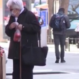 超1200万人失去救济金 “纾困断崖”将给美国民众带来极大冲击