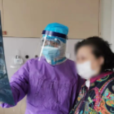 一线抗疫群英谱丨丁连明:“再坚持一下,很快会好起来的”