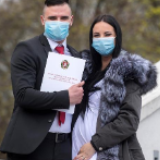 立陶宛：戴口罩的婚礼