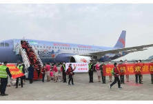 你有多美丨“幸不辱使命，我们回家啦！”白衣英雄平安抵杭