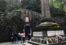 长沙麓山景区：筑牢清明节安全屏障 将安全生产防患于“未燃”