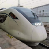 广铁集团4月8日运客58万 珠三角各大火车站节后首迎武汉旅客