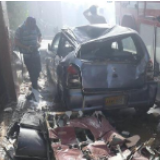 巴基斯坦一架客机在卡拉奇坠毁