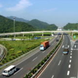 端午假期首日 全国道路交通平稳有序