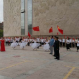 吐鲁番市火焰山富民安居小区:团结互助故事多 个个暖心窝