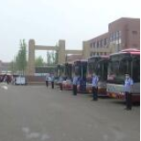 高考爱心接送车 护航学子赶考路