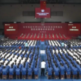 张定宇现身母校开学典礼，一句话让许多网友泪奔